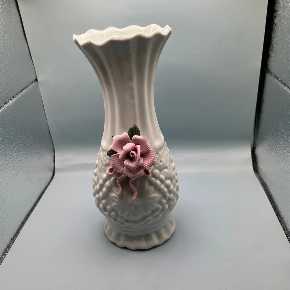 White Ceramic Vase‎ Embossed Grape Design Pink Rose Floral Accent Decor